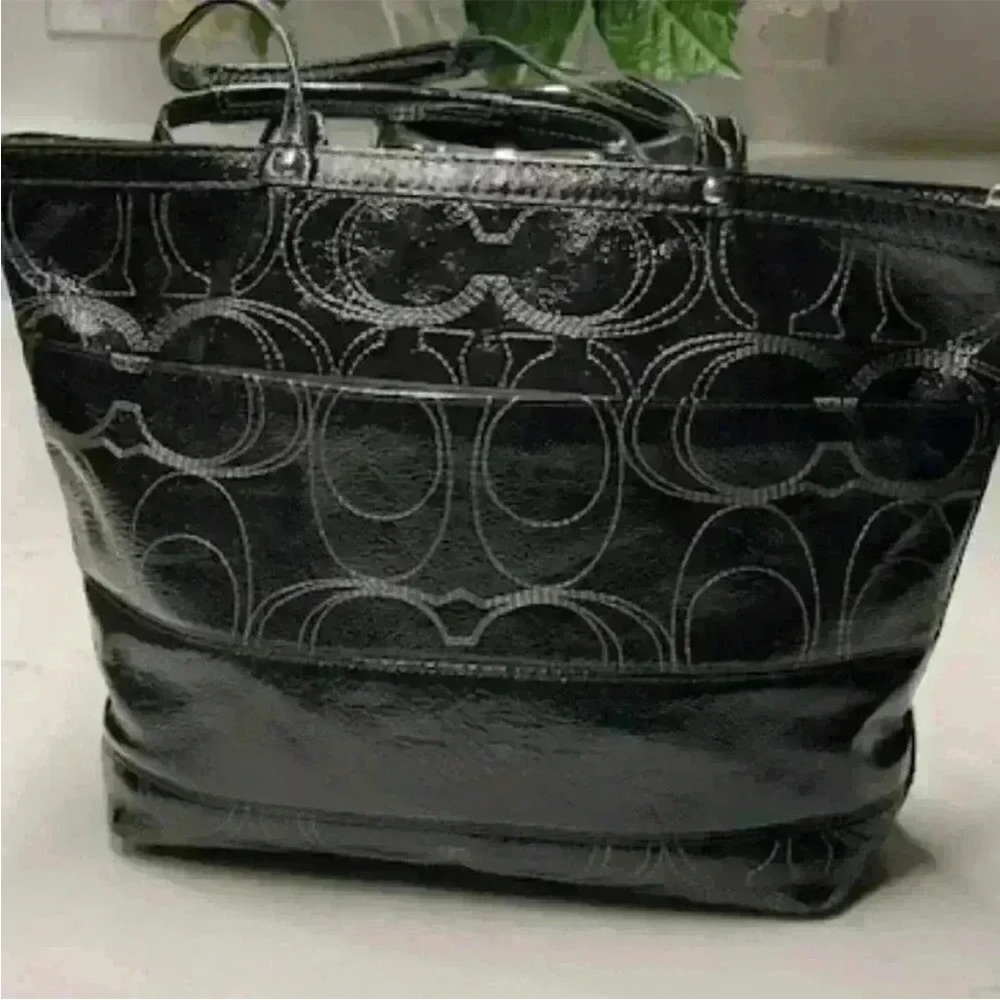 Coach Black Signature Tote Bag with Glossy Finish - Picture 4 of 16
